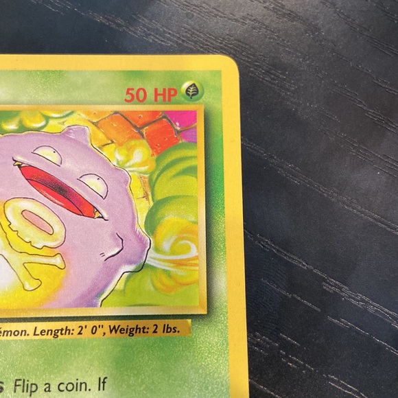 Koffing 51/102 Pokémon Card 1999 Base Set - Picture 5 of 8